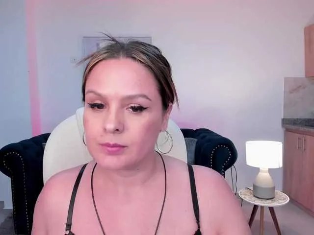Aida-adams on BongaCams 