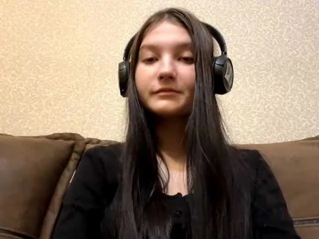 AideLandaker on BongaCams