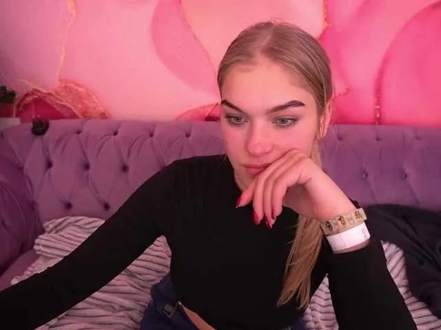 AlinaLemon on BongaCams