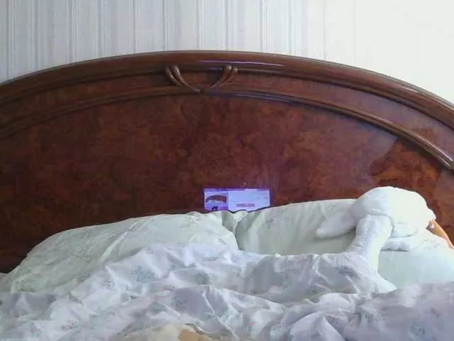 Alisia4 on BongaCams