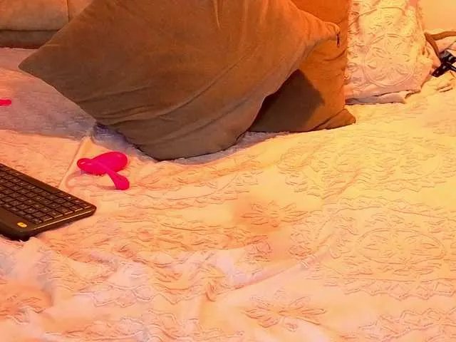 AmbarLorem on BongaCams