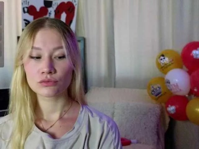 AnnaNolan on BongaCams 