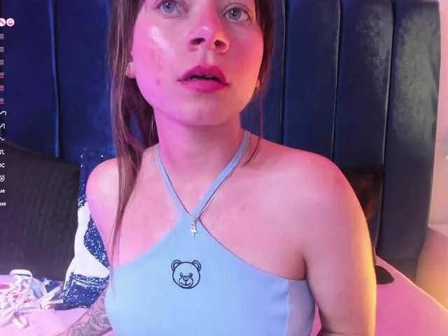 Annie-switt on BongaCams 