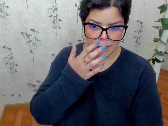 Arethaozz1 on BongaCams