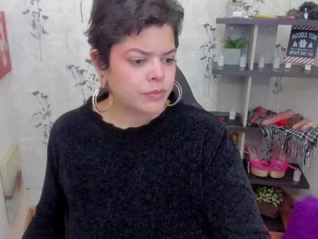 Arethaozz1 on BongaCams