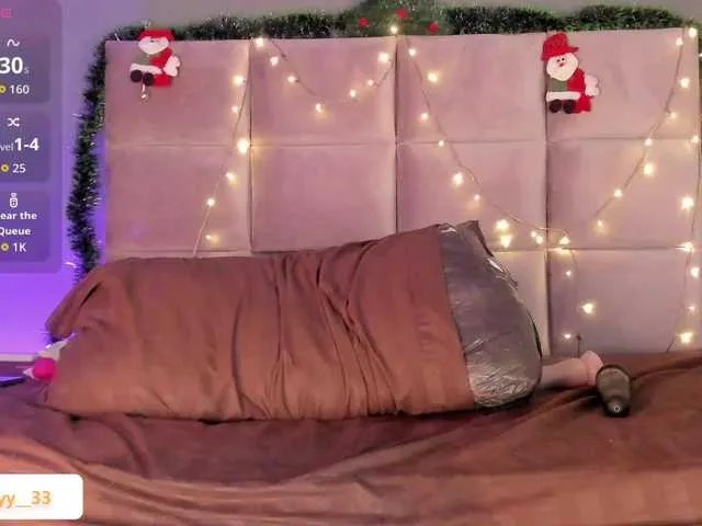 Ashley-12 on BongaCams