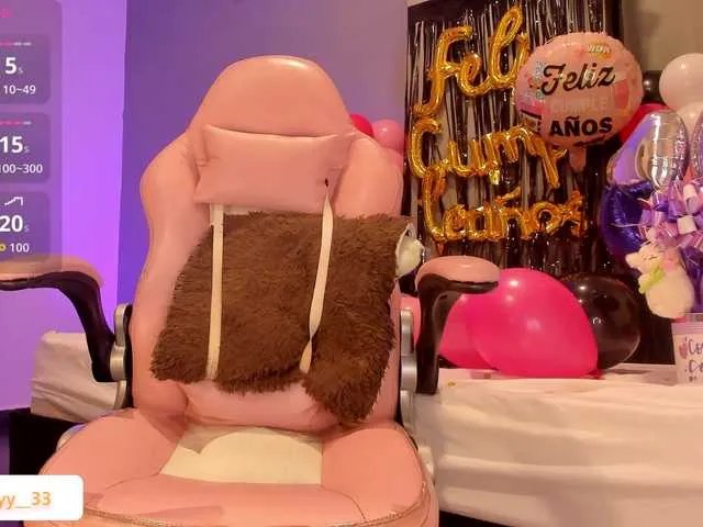 Ashley-12 on BongaCams