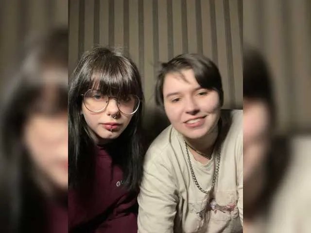 asti-moons on BongaCams
