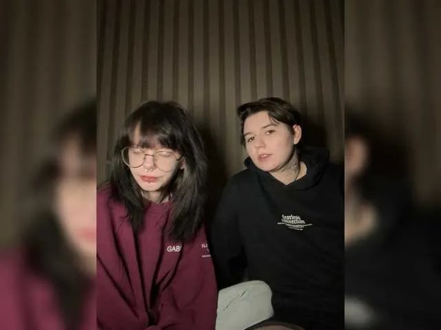 asti-moons on BongaCams