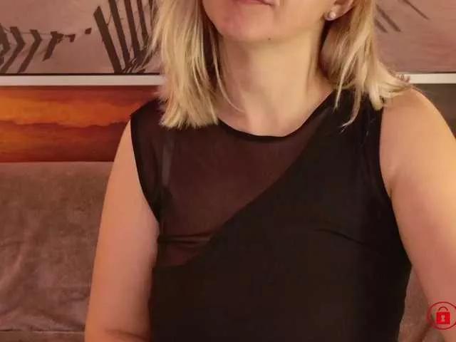 BigBoobsARRI on BongaCams 