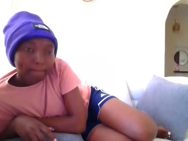 Brownchickebony — wanna see me cum and squirt showing my face? tip more #total 500 Tkns #300 Tkns remaining.