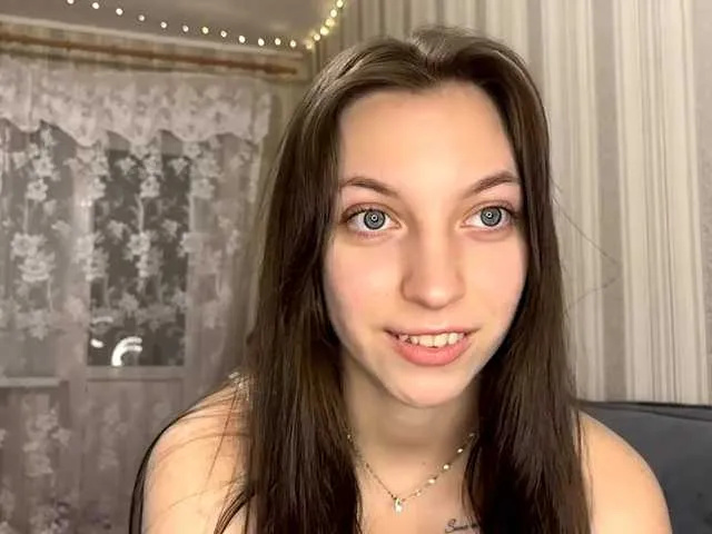 CameliaHovermale — i love naughty and shy Girl | 1tk Kiss | 5tk pm | 10tk feet | 25tks Dance | Lets meet in PVT personal to know each other more