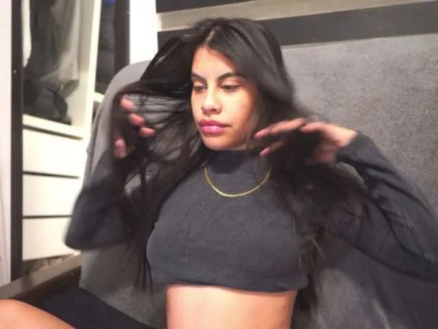 capriciousqueen on BongaCams