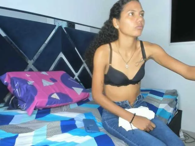 CharlottandVanessa on BongaCams