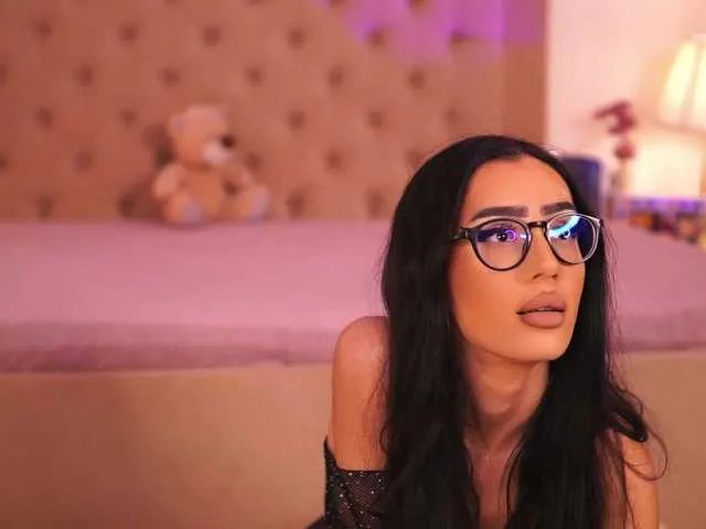ChloeObril on BongaCams
