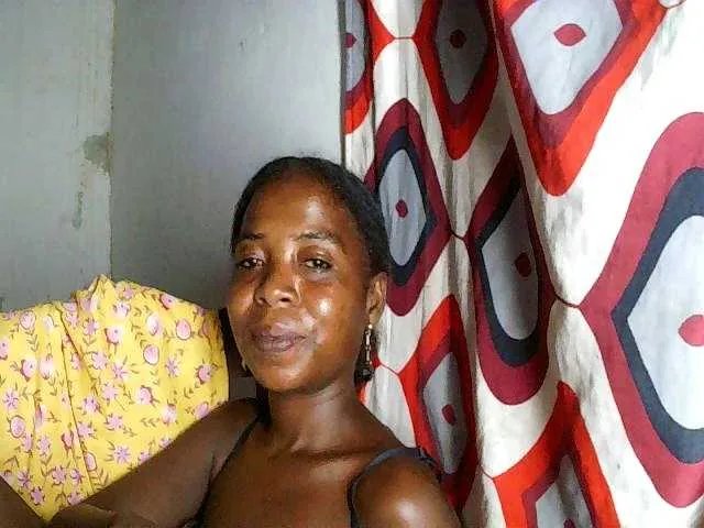 Christina-2 on BongaCams