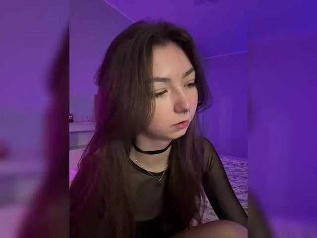 CrazyAleona on BongaCams