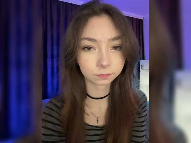 CrazyAleona on BongaCams