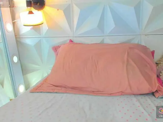 cutelatinaxxx on BongaCams