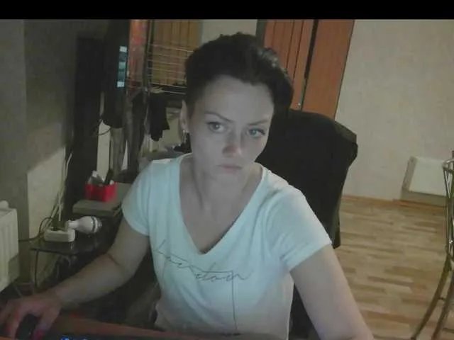 Dorisrus on BongaCams