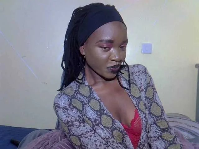 Eboniana on BongaCams