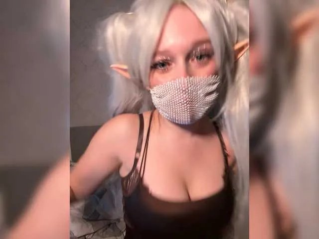 Elenanna on BongaCams