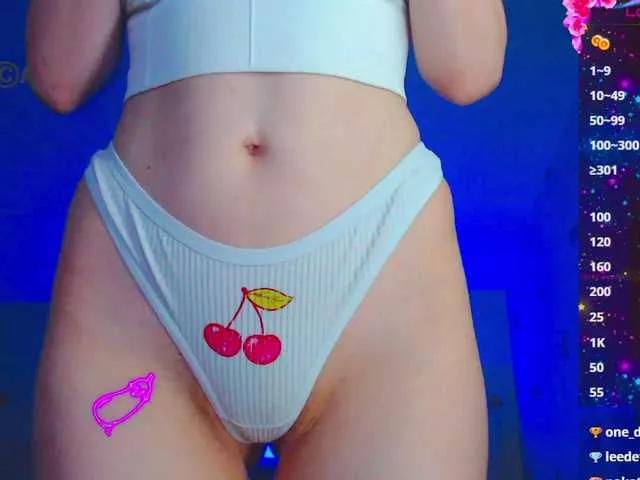 Emelicristal on BongaCams 