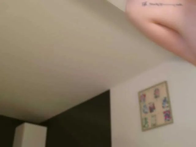 EmilyxJames on BongaCams