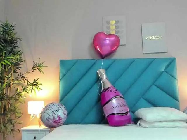 HaileyVice — dirty talking and my toy vibing my pussy until I squirt