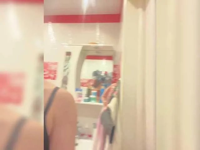 Heleni22 on BongaCams