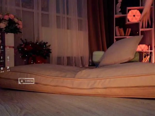 HoneyCherry — Birthday Gift @total -- countdown: @sofar collected, @remain left until the show startsleft until the show starts!