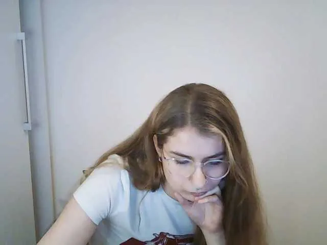 HotNina19 on BongaCams