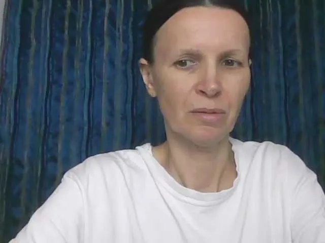 INAVATE — I`m Irene I like to spend my time with you) Hot and naughty I have one of the best feet on the site Join me