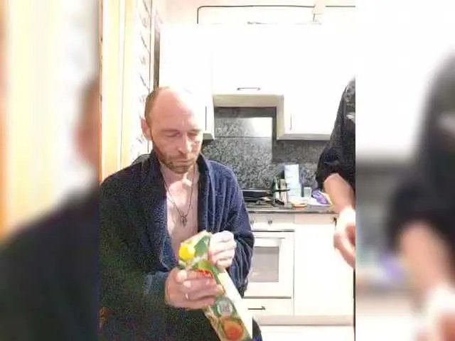 Innokentiy449 on BongaCams 