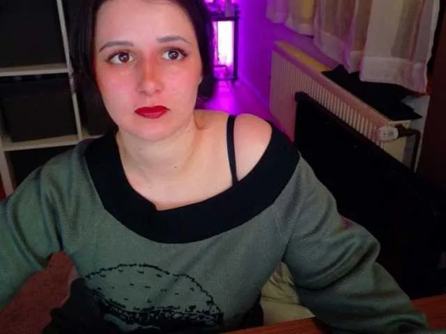 Jennasxy19 on BongaCams 