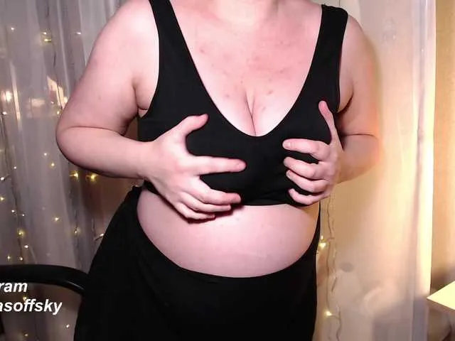 Karina-Cute on BongaCams