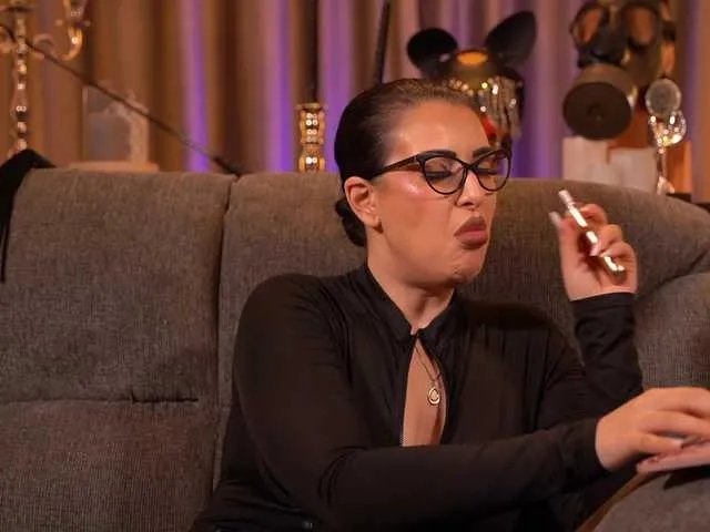 KellyKent on BongaCams 