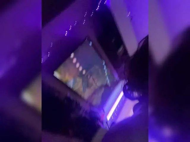 KotkoLLle4KLl on BongaCams 