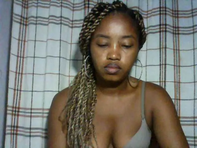 kylie11 on BongaCams