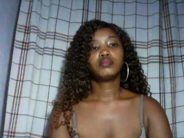 kylie11 on BongaCams