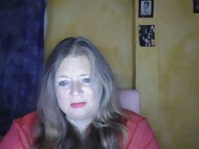 lady-vamp on BongaCams