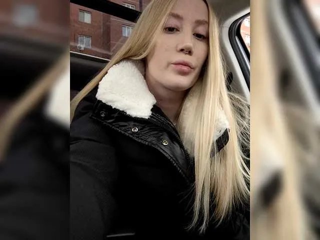 lana-lana03 on BongaCams 