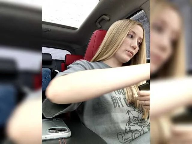 lana-lana03 on BongaCams 