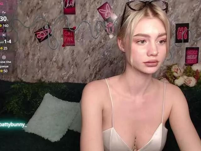 Linaaa on BongaCams