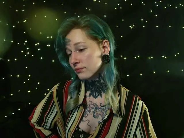 LittleSpaceMouse- on BongaCams 