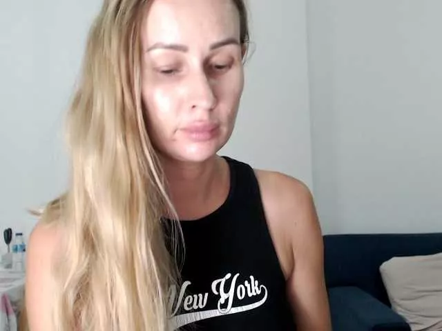 LuckyKatie on BongaCams