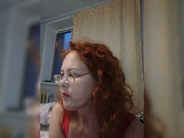 Madam-oss on BongaCams 
