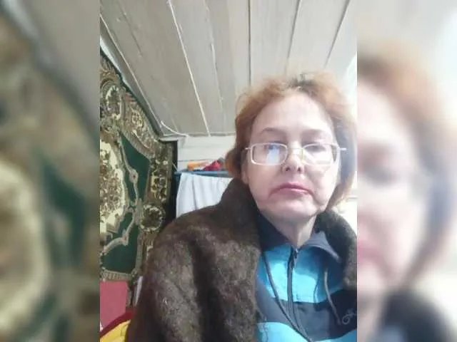 Madam-oss on BongaCams 