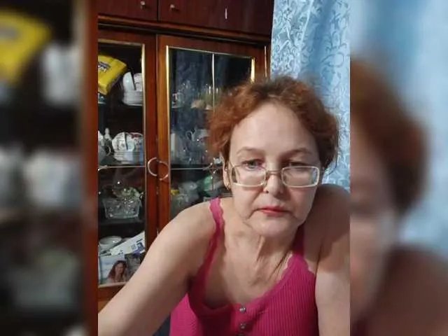 Madam-oss on BongaCams 