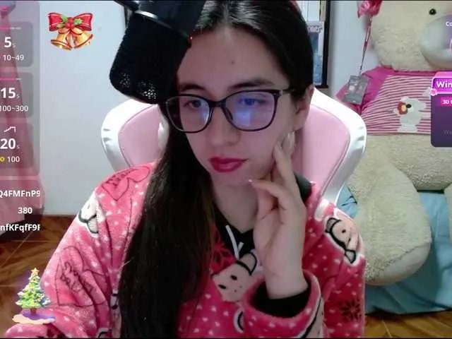 Maggie-Fox on BongaCams